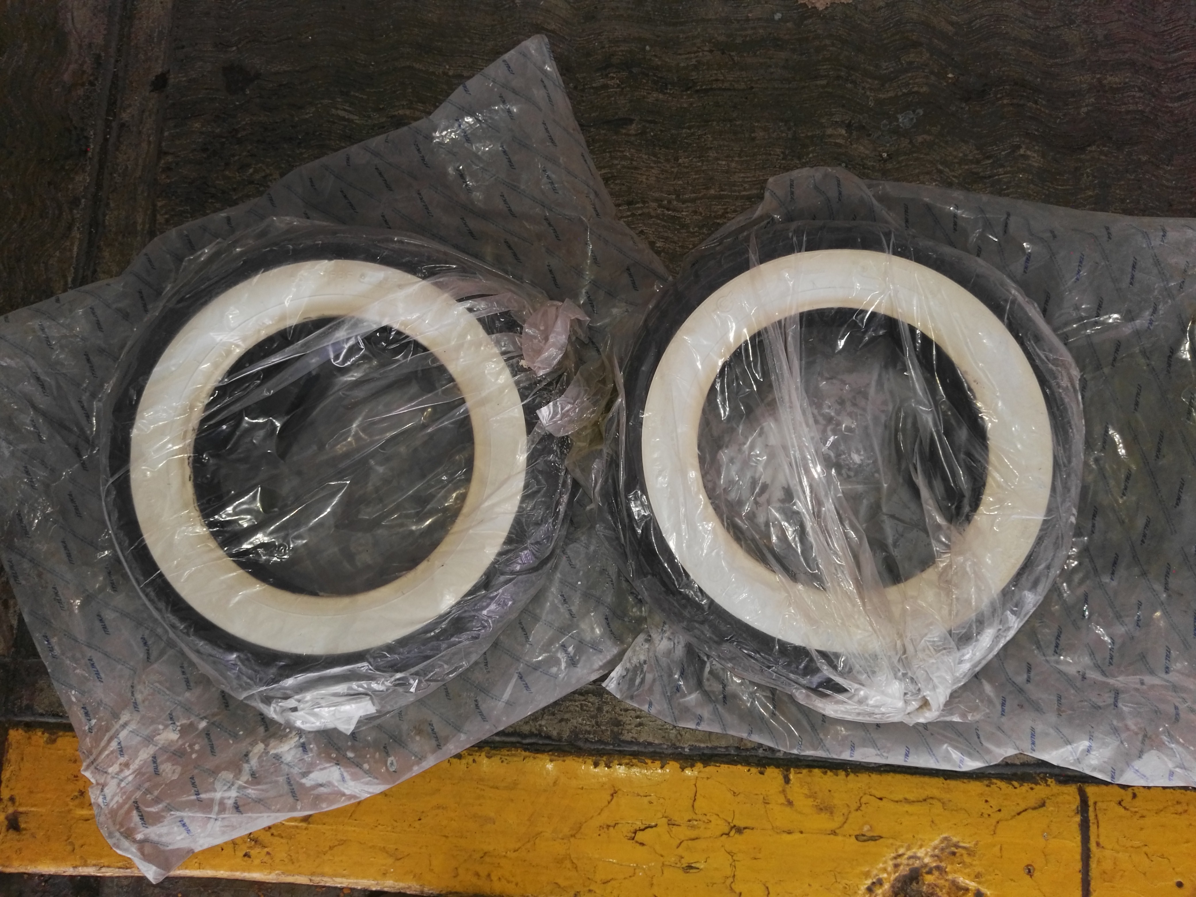 imagen de llantas para italika Vitalia_1