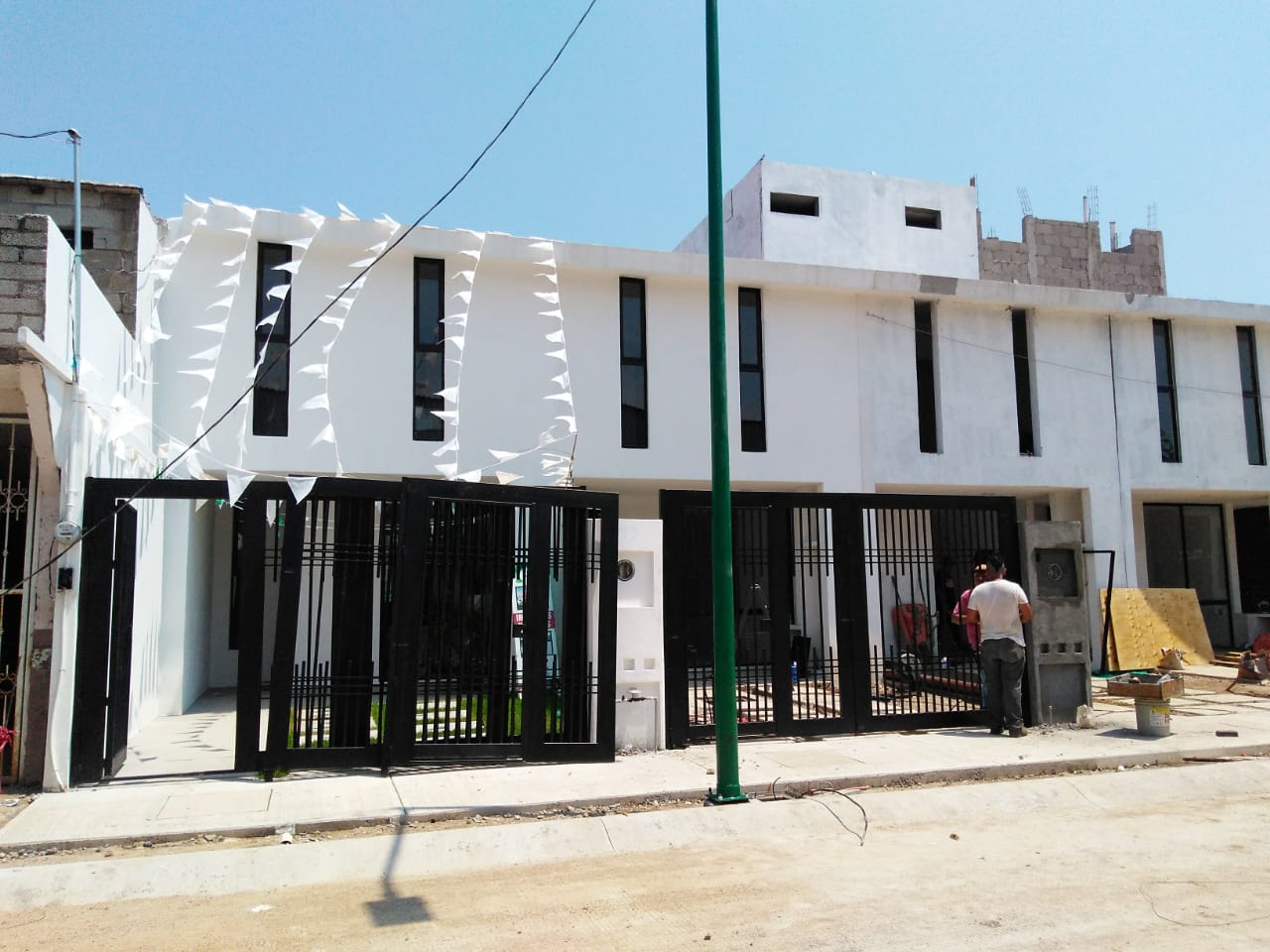 Mano a Mano Casas en Venta con alberca Las Juntas, PV