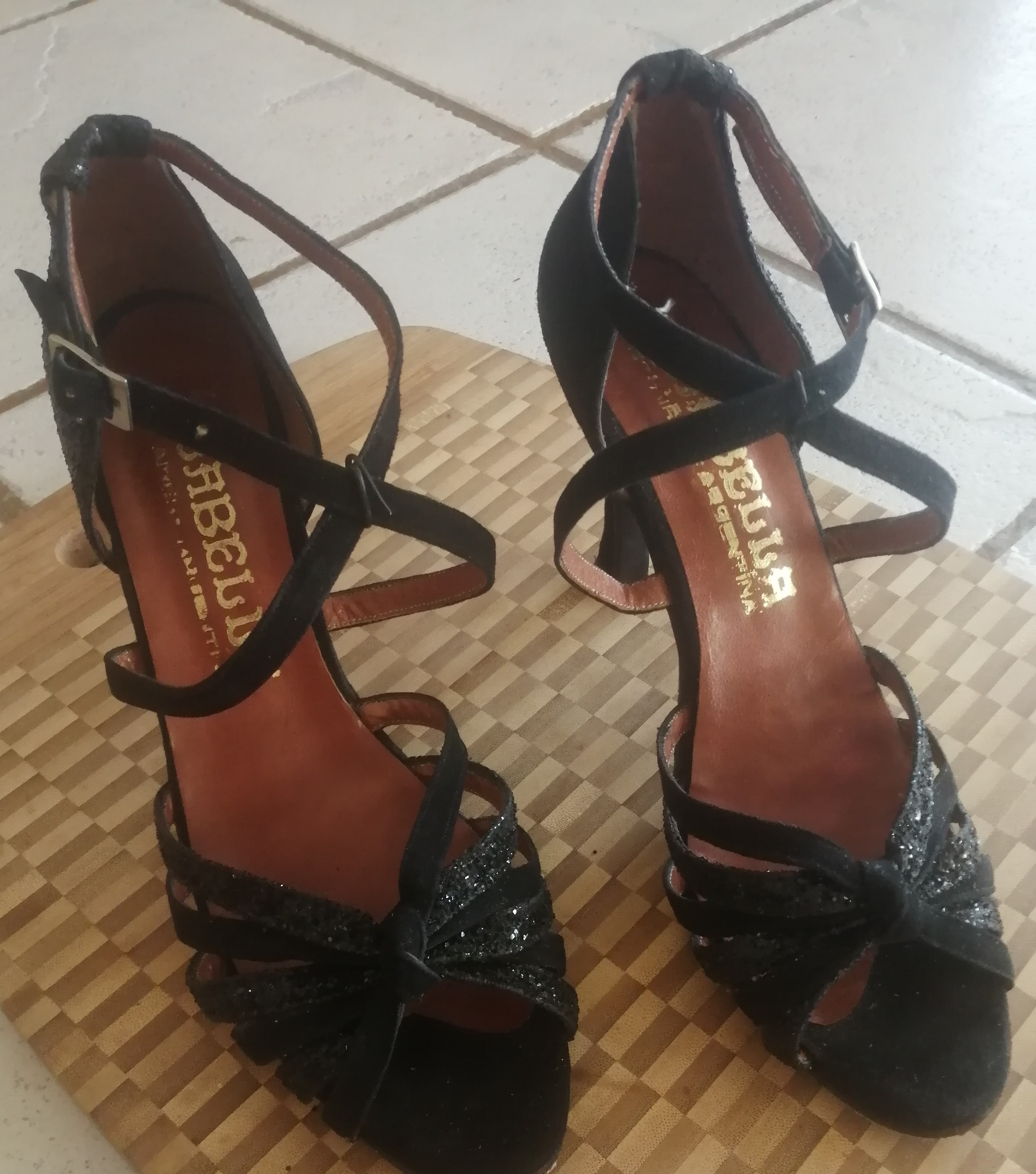 imagen de Zapatos de tango con lentejuelas talla 24.5_1