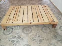 imagen de Matrimonial bed frame and mattress_1