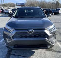 imagen de Toyota RAV4 LE FWD 2019_1