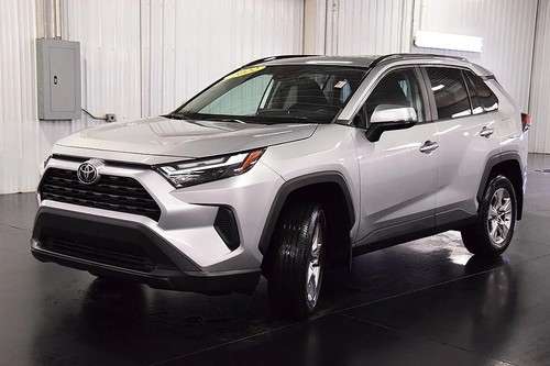 imagen de BUY CLEAN USED 2022 Toyota RAV4 XLE Full Option_1