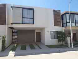 imagen de Renta Casa Amueblada Vilanova_1