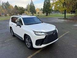 imagen de Fairly Used 2022 Lexus LX 600 Premium_1