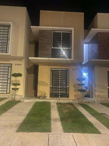 imagen de RENTA CASA IZAMAL JUNTO A ALTAVELA_1