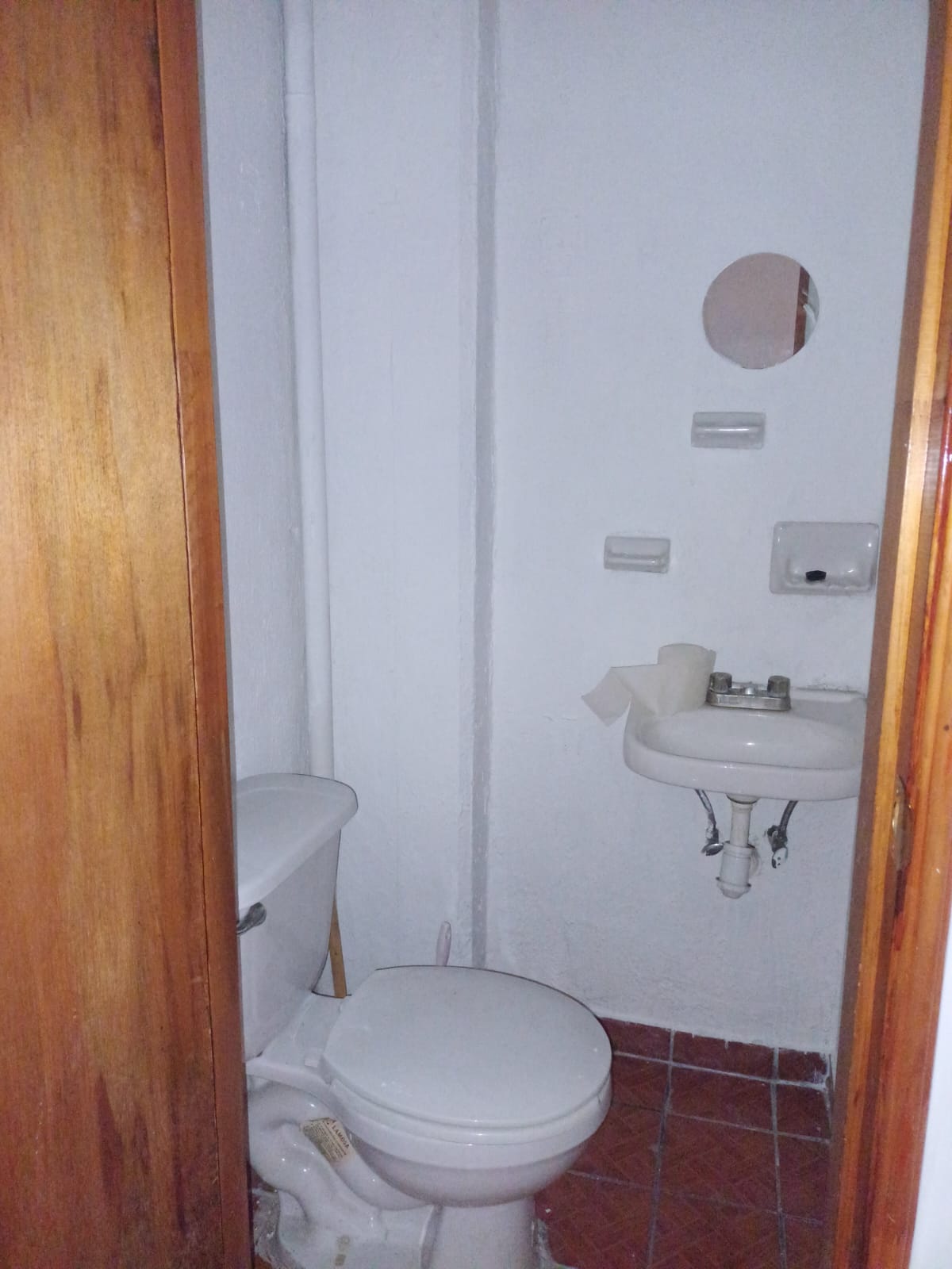 imagen de RENTO LOCAL COMERCIAL EN PLAZA BONITA_1