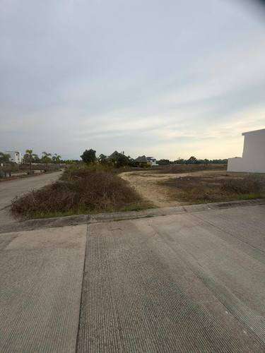 imagen de SE VENDE TERRENO RESINDENCIAL EN AGAVE AZUL _1