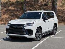 imagen de Fairly USED 2024 Lexus LX600 AWD Full Options _1