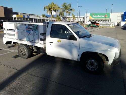 imagen de nissan estaquitas _2