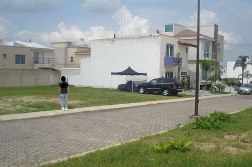 imagen de Urge vender! Terreno 212m, Residencial Casa Fuerte_2