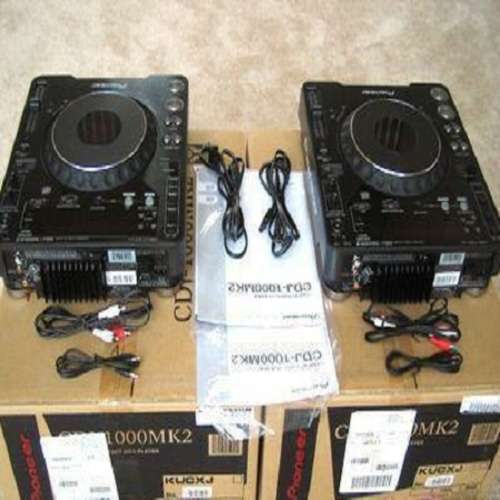 Mano a Mano - 2x PIONEER CDJ-1000MK3 & 1x DJM-800 MIXER