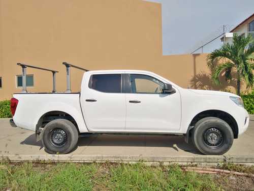 imagen de NP300 FRONTIER  4x4 2016 / Doble Cabina / Diesel_2