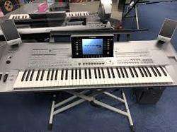 imagen de For Sell Yamaha Tyros 5 Keyboard/Playstation 4_2