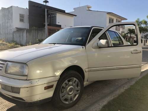imagen de VW Jetta 1997 blanco_2