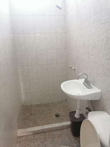 imagen de Se Renta recamara _2