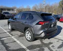 imagen de Toyota RAV4 LE FWD 2019_2