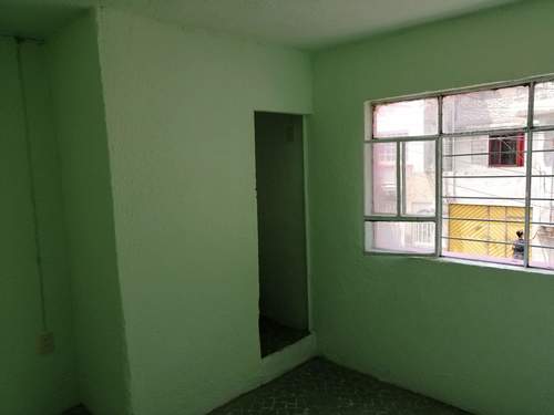 imagen de SE VENDE PROPIEDAD CON DEPARTAMENTOS_3