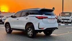 imagen de Neatly Used Vehicles For Sale_3