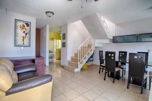 imagen de Rento Casa semi-amueblada por Central Camionera_4