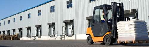 imagen de rampa niveladora de anden mecanica y hidraulica bluegiant_4