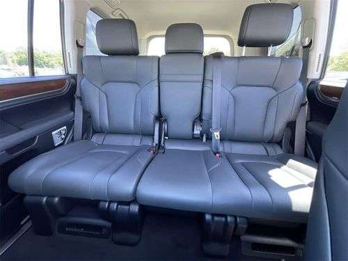 imagen de CLEAN 2020 LEXUS LX 570 FOR SALE IN GOOD SHAPE _4