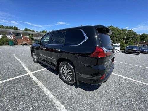 imagen de CLEAN 2020 LEXUS LX 570 FOR SALE IN GOOD SHAPE _5